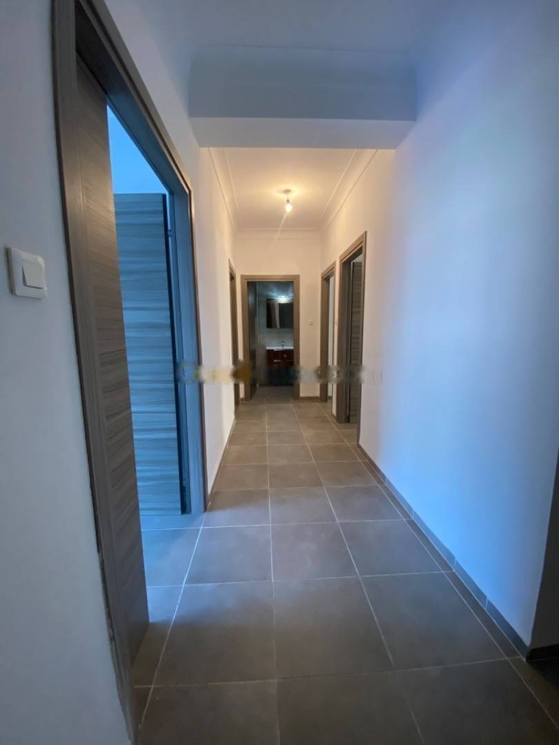 Location Appartement F4 Hydra