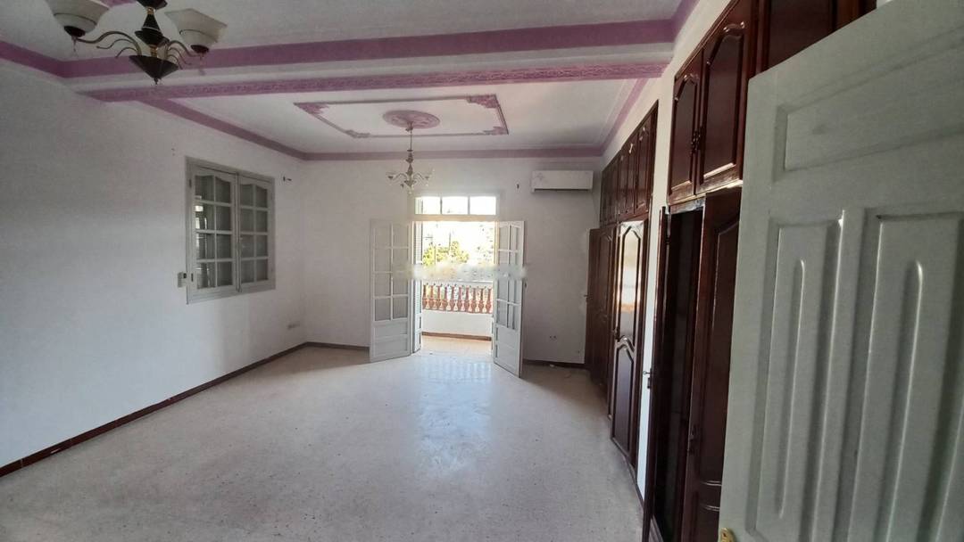 Location Niveau de villa F4 Bouzareah