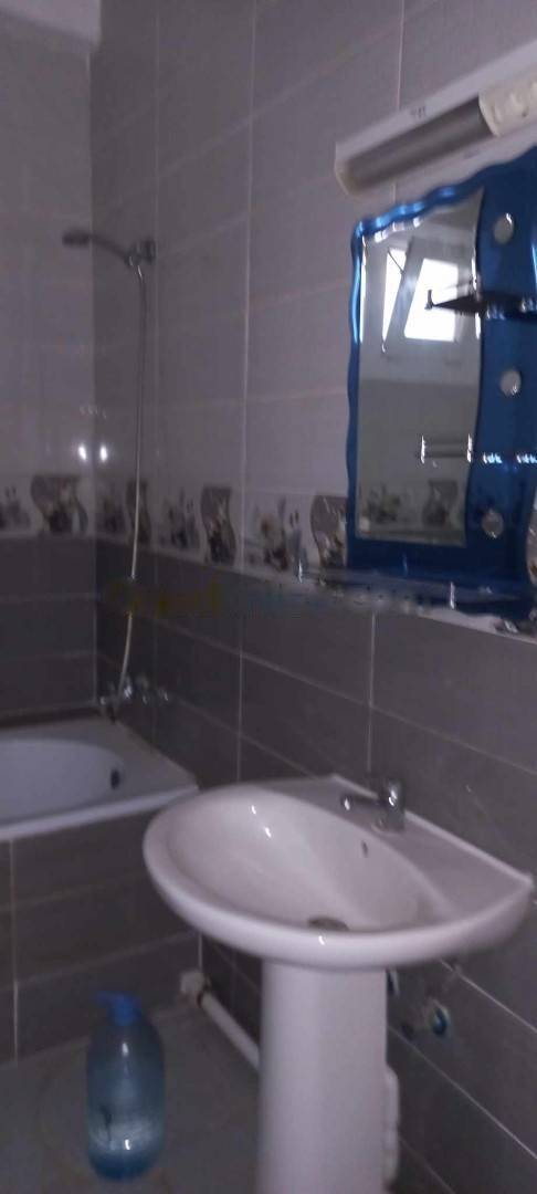 Location Appartement F4 Bordj El Bahri