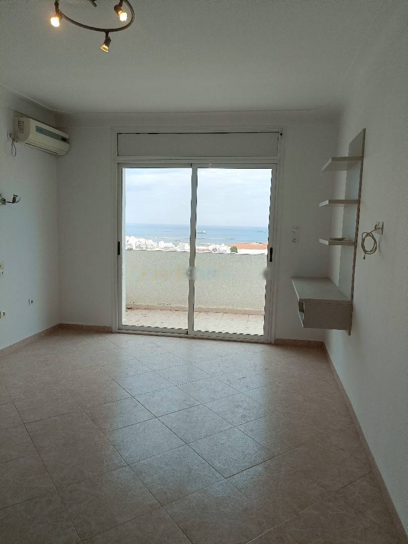 Location Appartement F7 El Biar