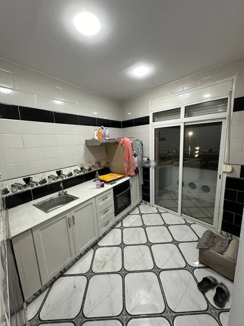 Location Appartement F4 El Mouradia