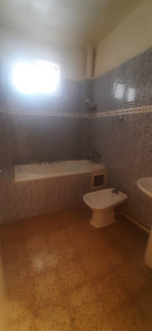 Location Appartement F3 Bouzareah