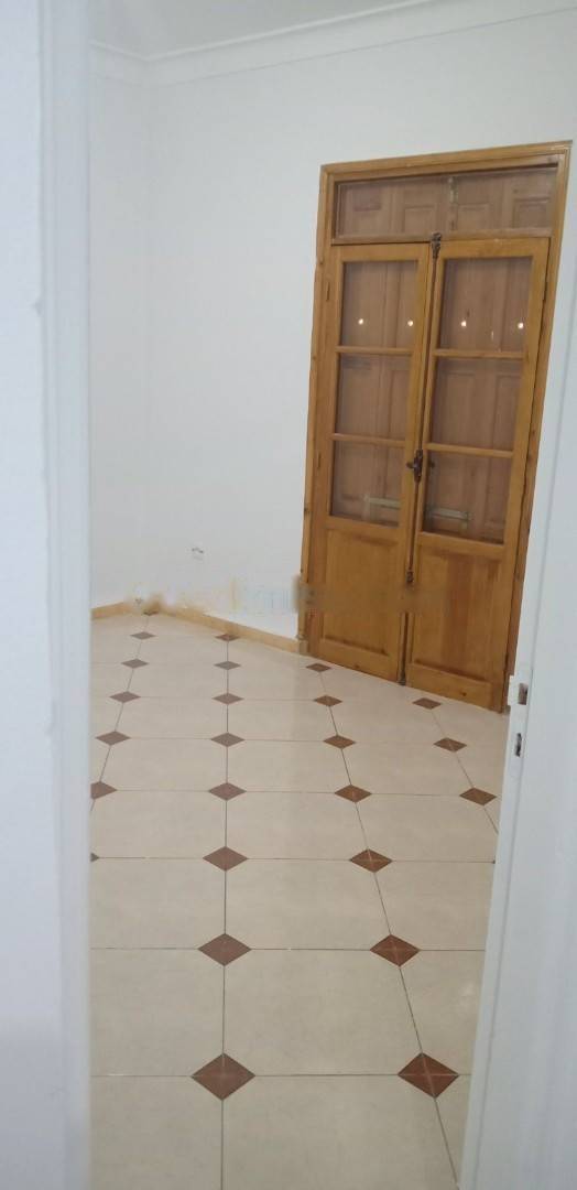 Location Niveau de villa F4 Djasr Kasentina