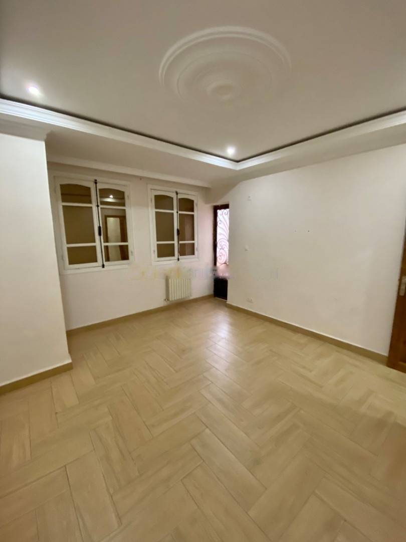 Location Appartement F4 Staoueli