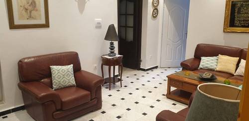 Location Niveau de villa F5 Hydra