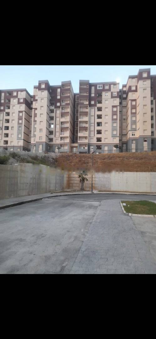 Location Appartement F5 Zeralda