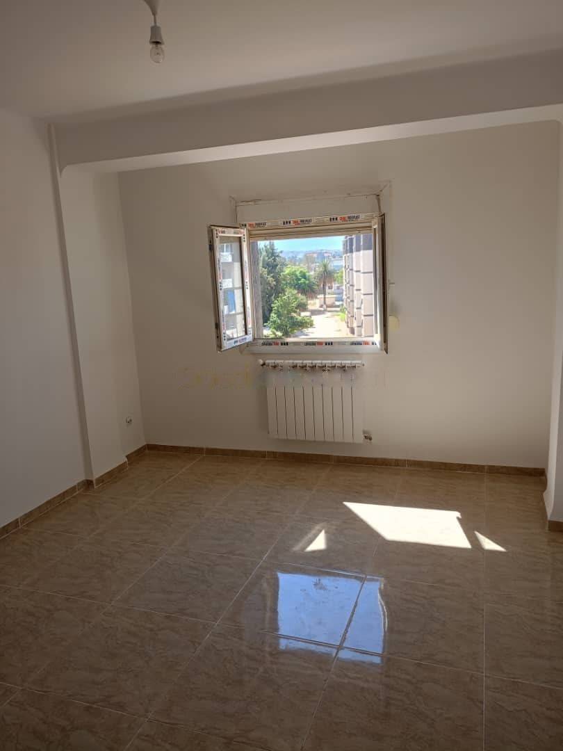 Location Appartement F4 Reghaia