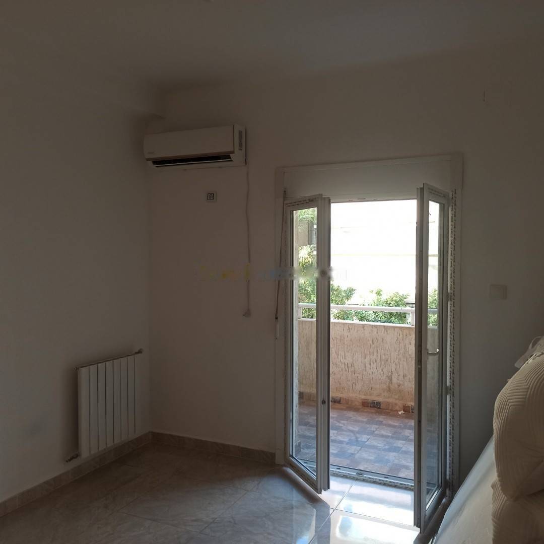 Location Appartement F5 Bordj El Bahri