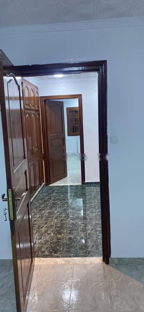 Location Appartement F5 El Achour