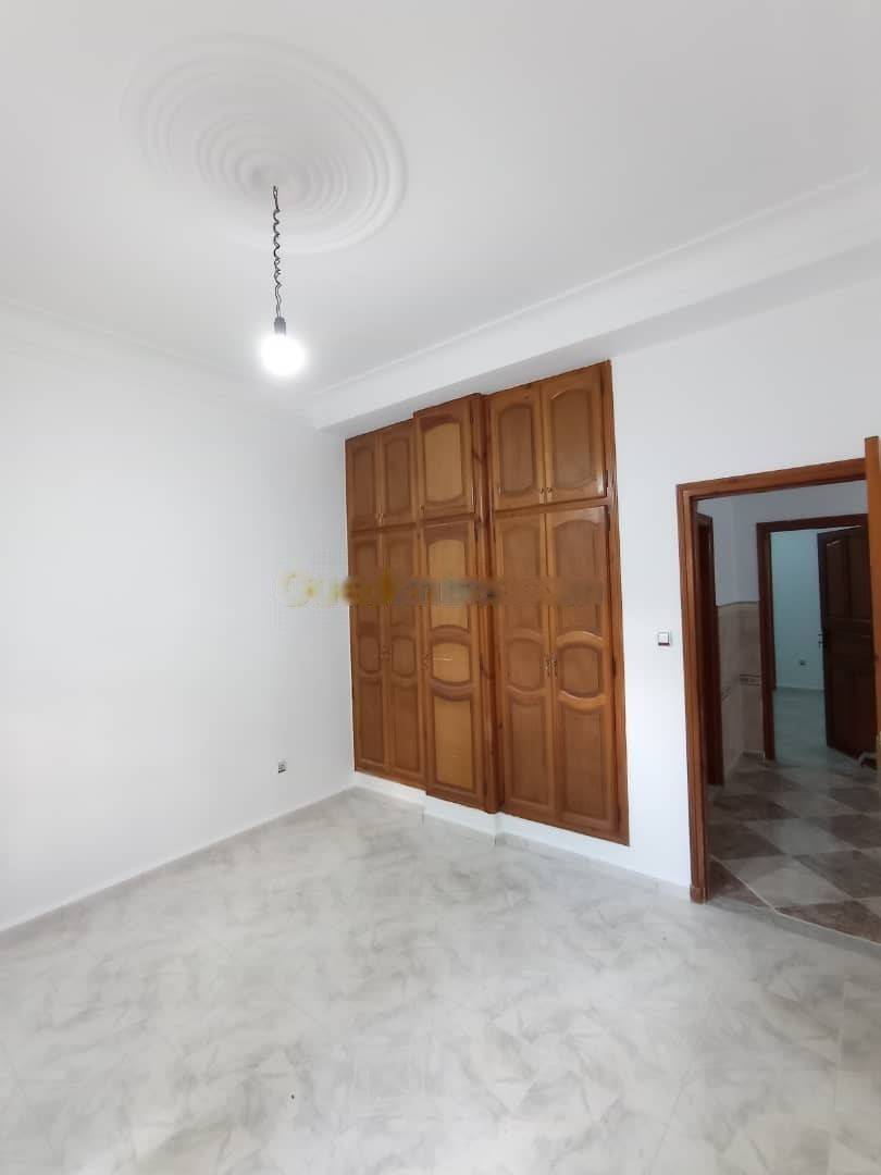 Location Niveau de villa F5 Bordj El Kiffan