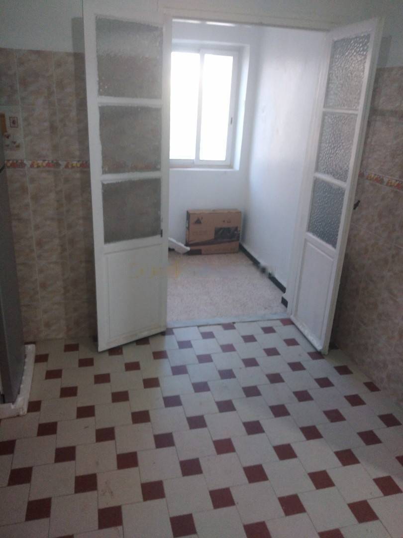 Location Appartement F3 Dar El Beida
