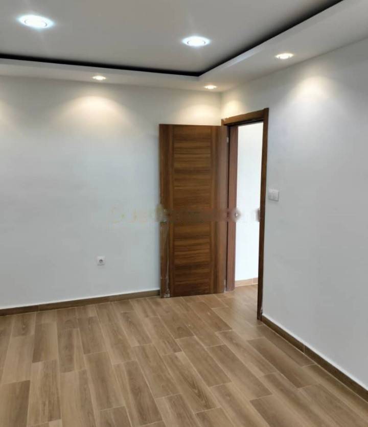 Location Appartement F4 Dar El Beida