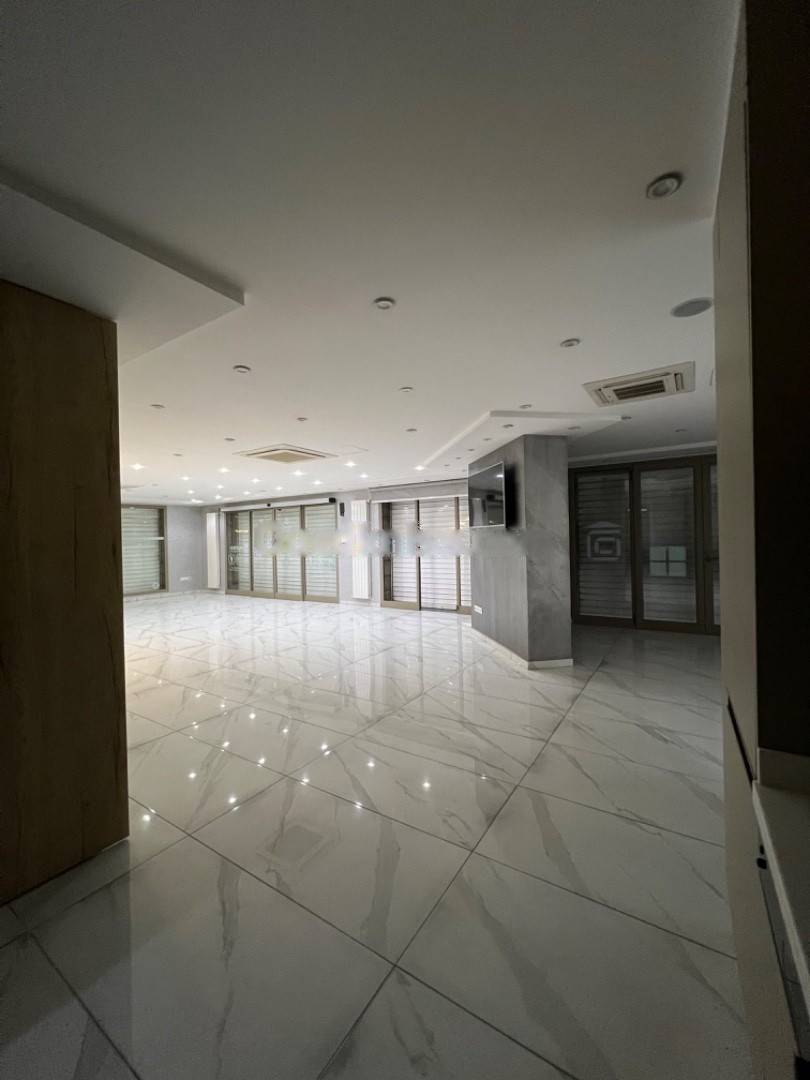 Location Local F4 Dely Ibrahim