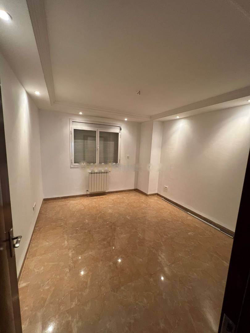 Location Appartement F2 Bir Mourad Rais