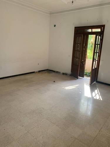 Location saisonnière Niveau de villa F4 Kouba