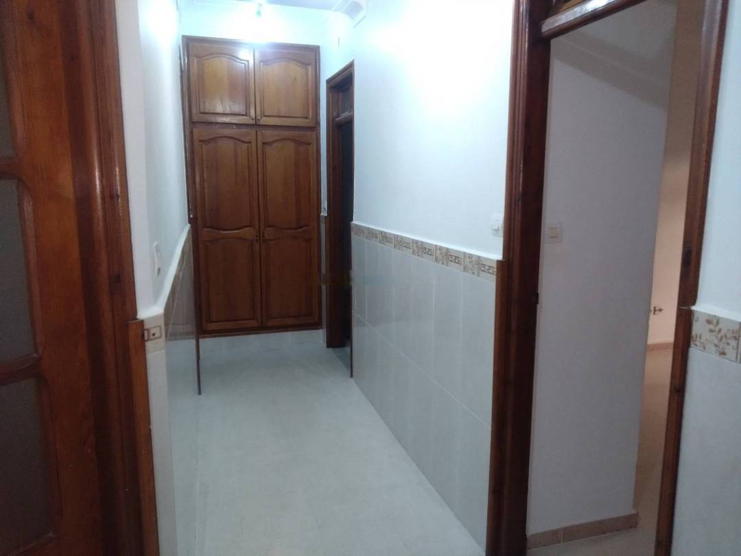 Location Niveau de villa F4 Djasr Kasentina