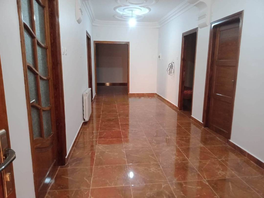 Location Niveau de villa F5 Sidi Moussa