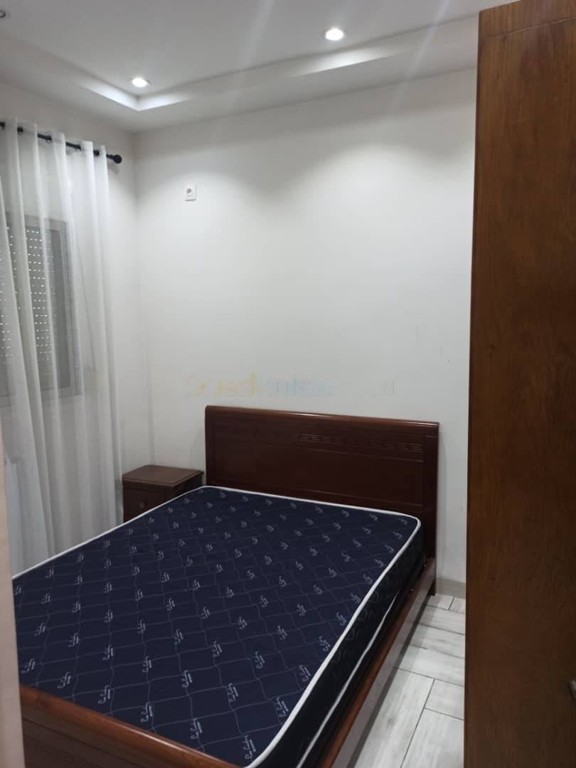 Location Appartement F3 El Mouradia