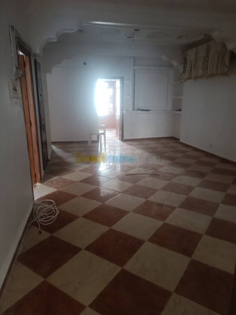 Location Appartement F3 Dar El Beida