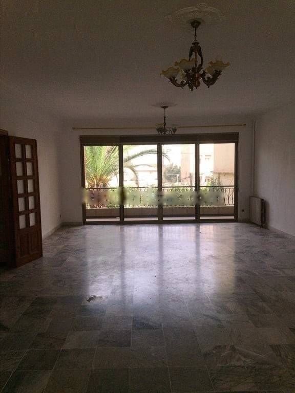 Location Niveau de villa F5 Cheraga