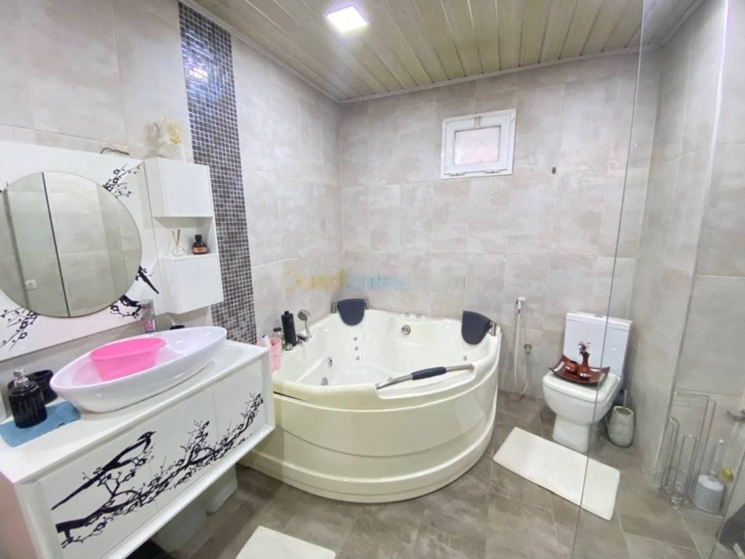 Location Appartement F5 Dely Ibrahim