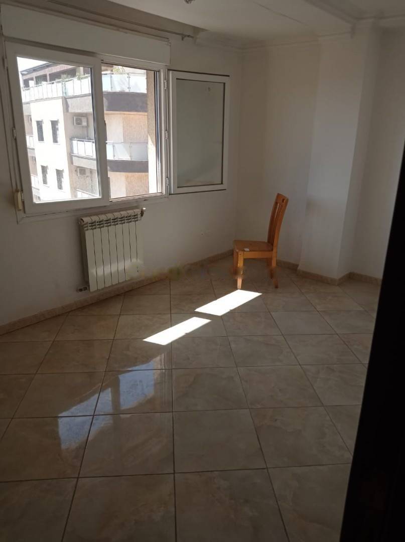 Location Appartement F3 Birkhadem