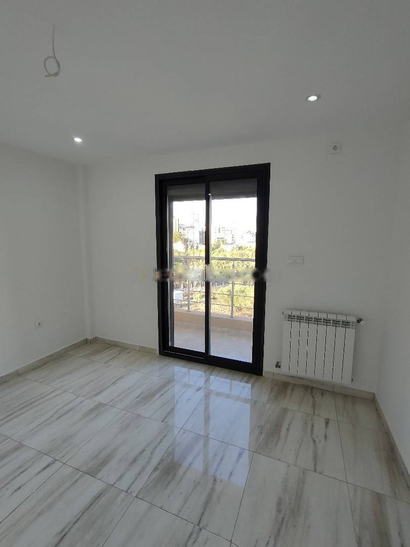 Location Appartement F4 Hydra