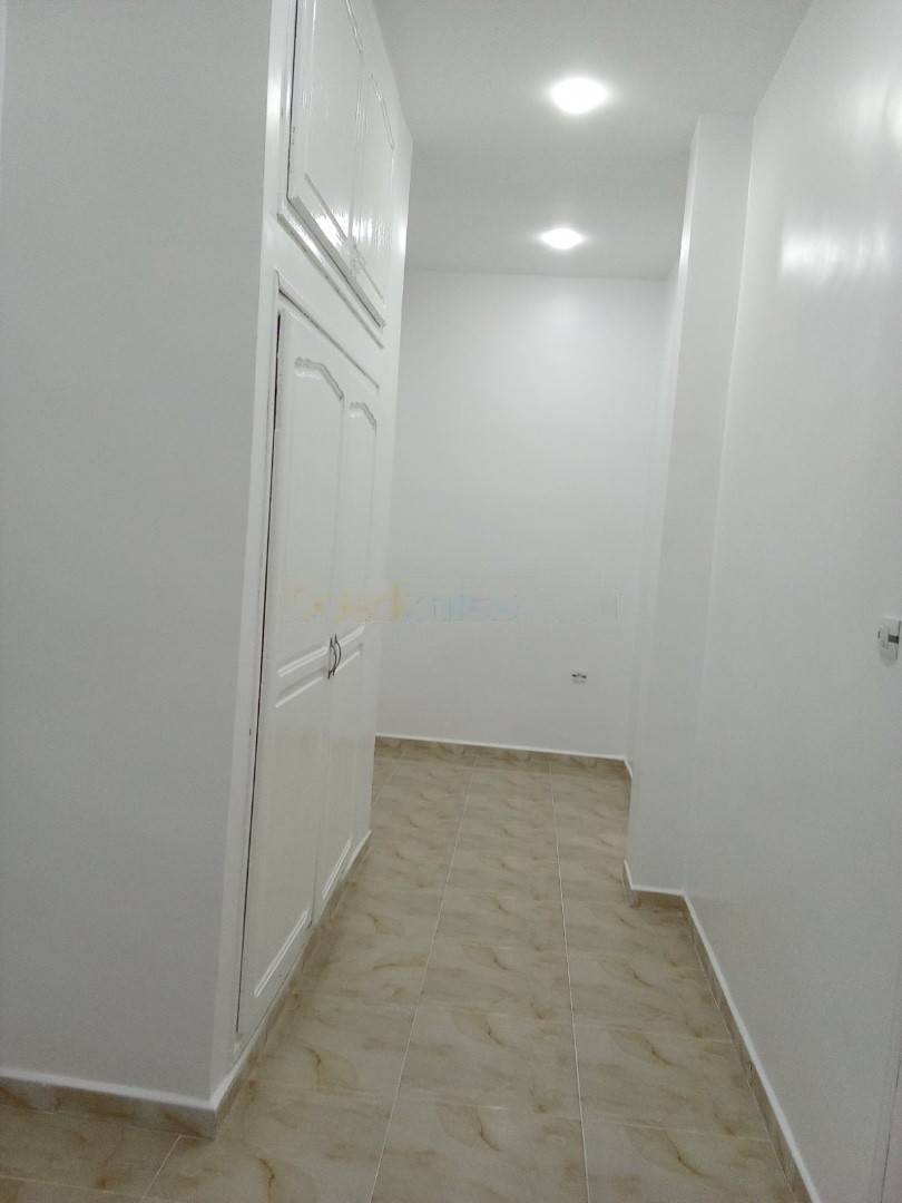 Location Niveau de villa F3 Bordj El Kiffan