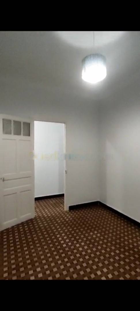 Vente Appartement F3 Hussein Dey