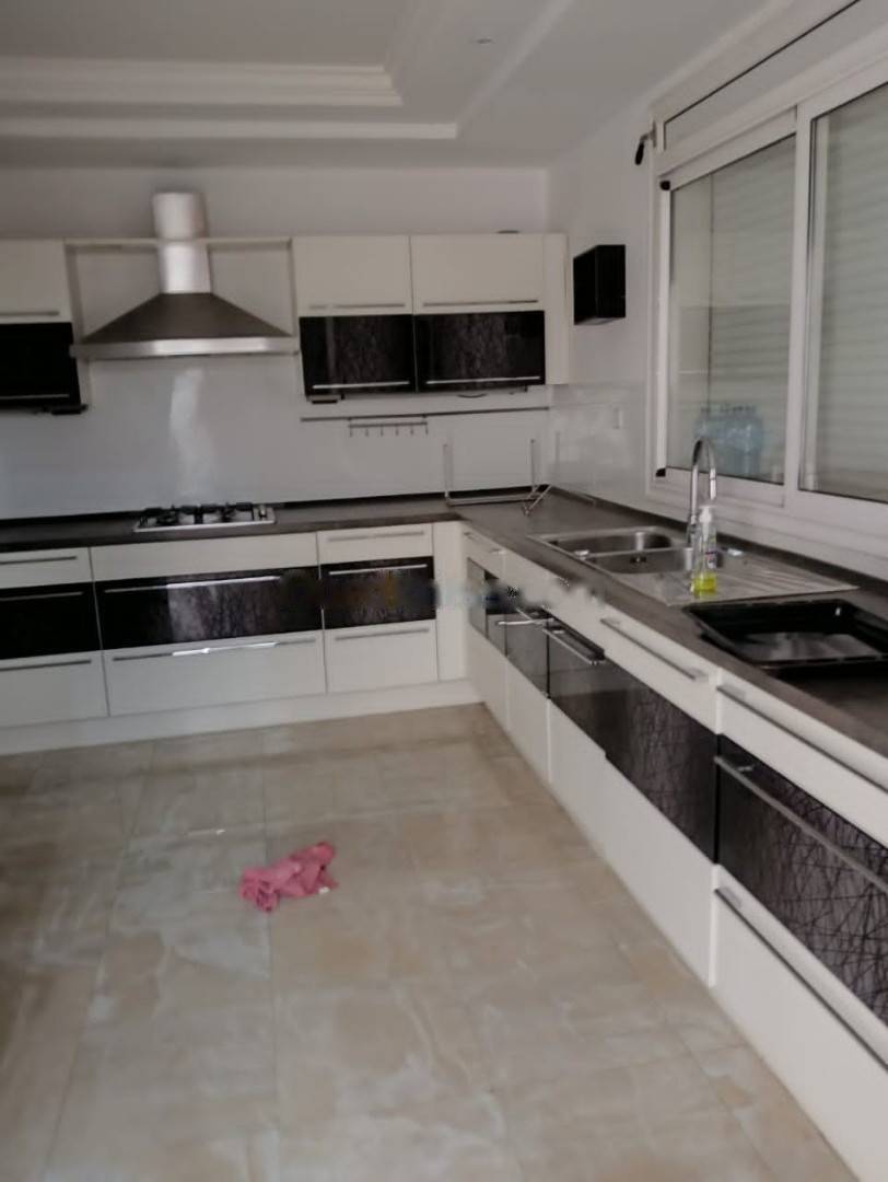 Location Appartement F5 Bir Mourad Rais