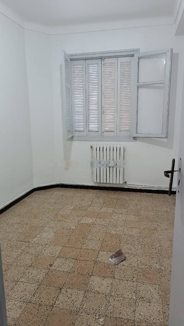 Location Appartement F4 Bir Mourad Rais