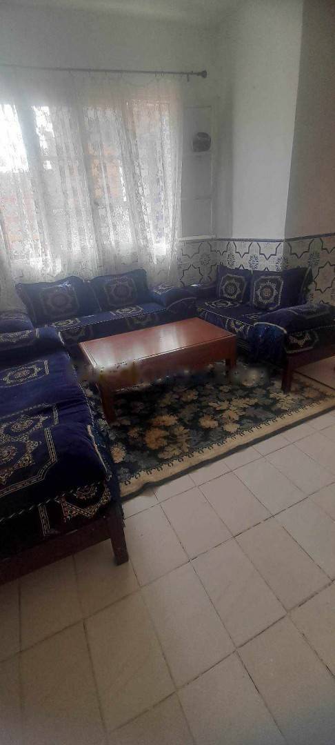 Location Niveau de villa F4 Djasr Kasentina