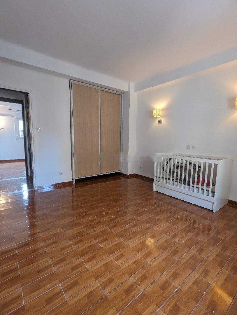 Location Appartement F4 Birkhadem