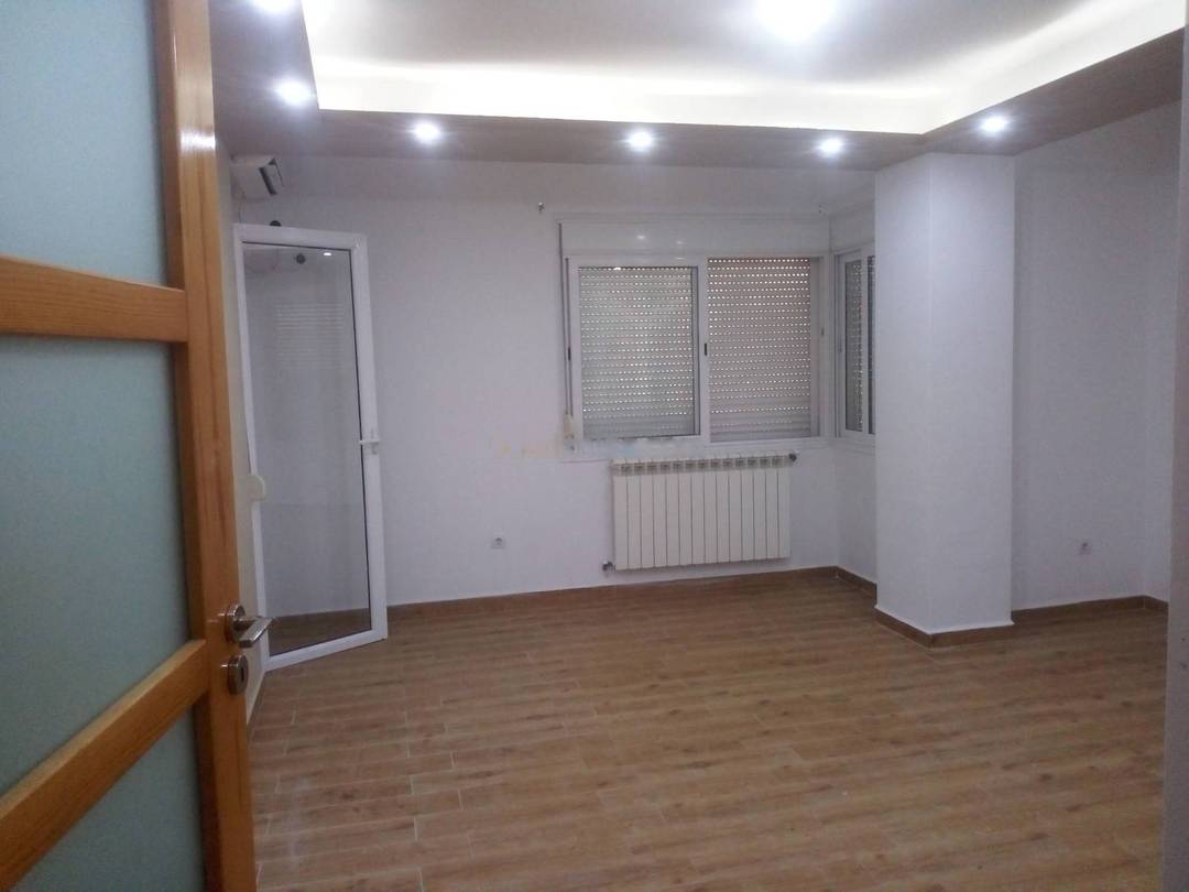 Location Appartement F4 Souidania