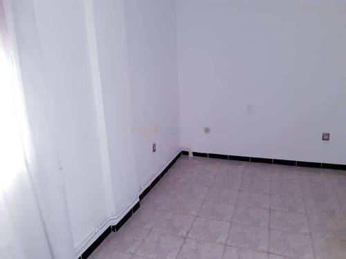 Location Appartement F7 Hydra