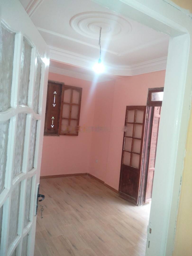 Location Appartement F2 Baraki