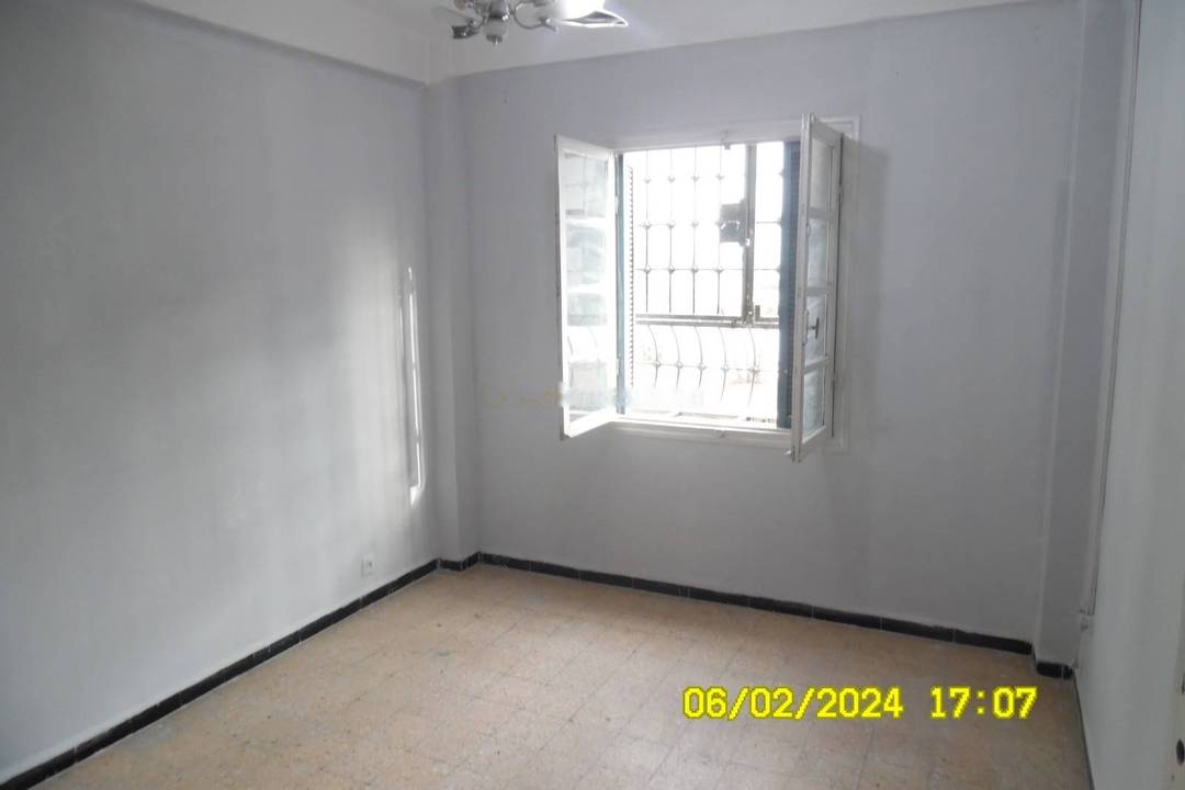 Location Appartement Bab Ezzouar