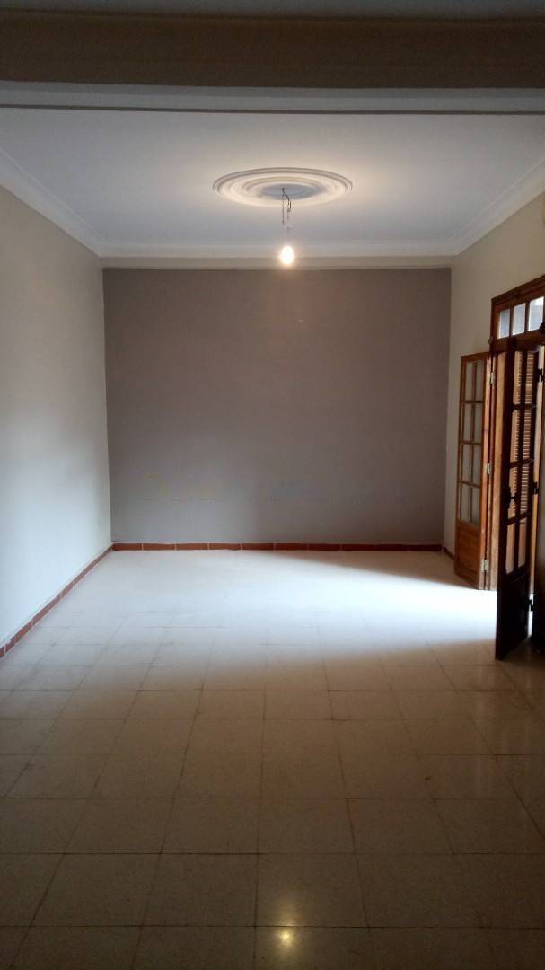 Location Niveau de villa F3 Cheraga