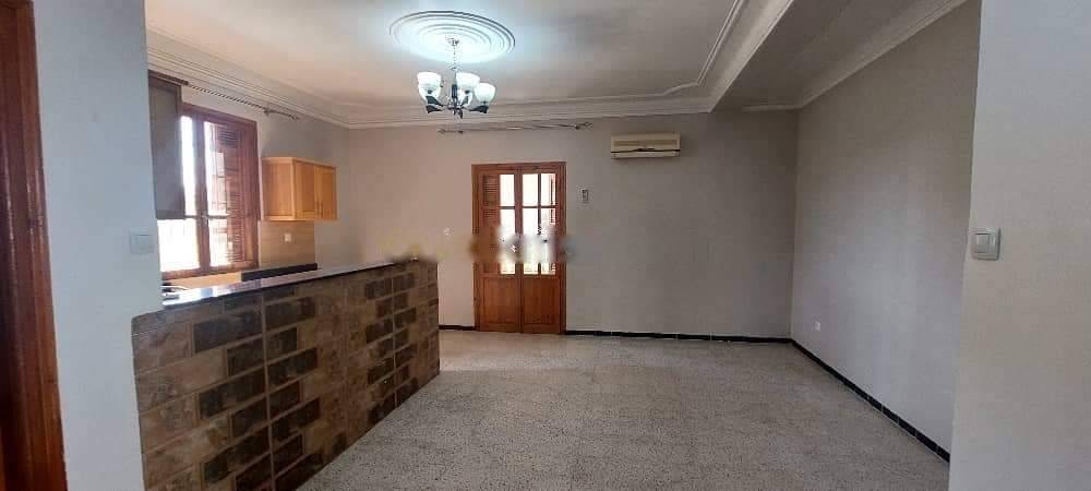 Location Niveau de villa F4 Dar El Beida