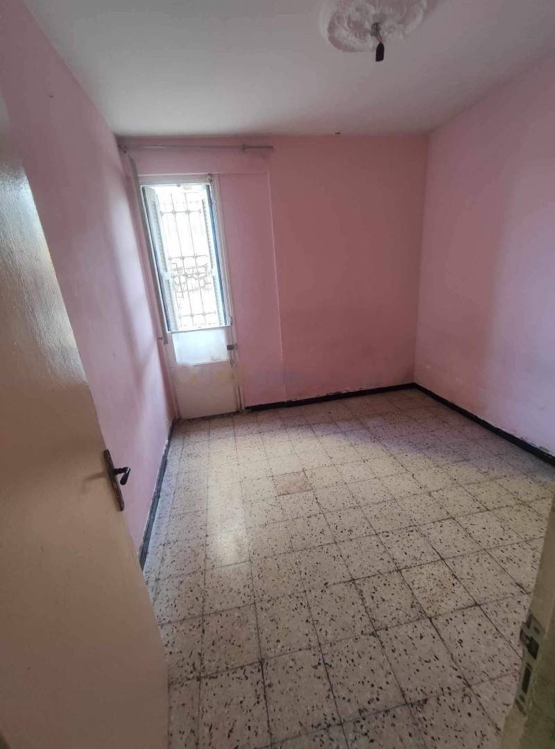 Location Appartement F3 Kouba