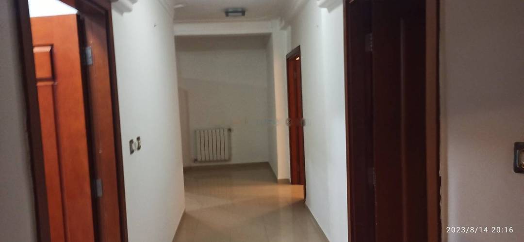 Location Appartement F4 Bir Mourad Rais