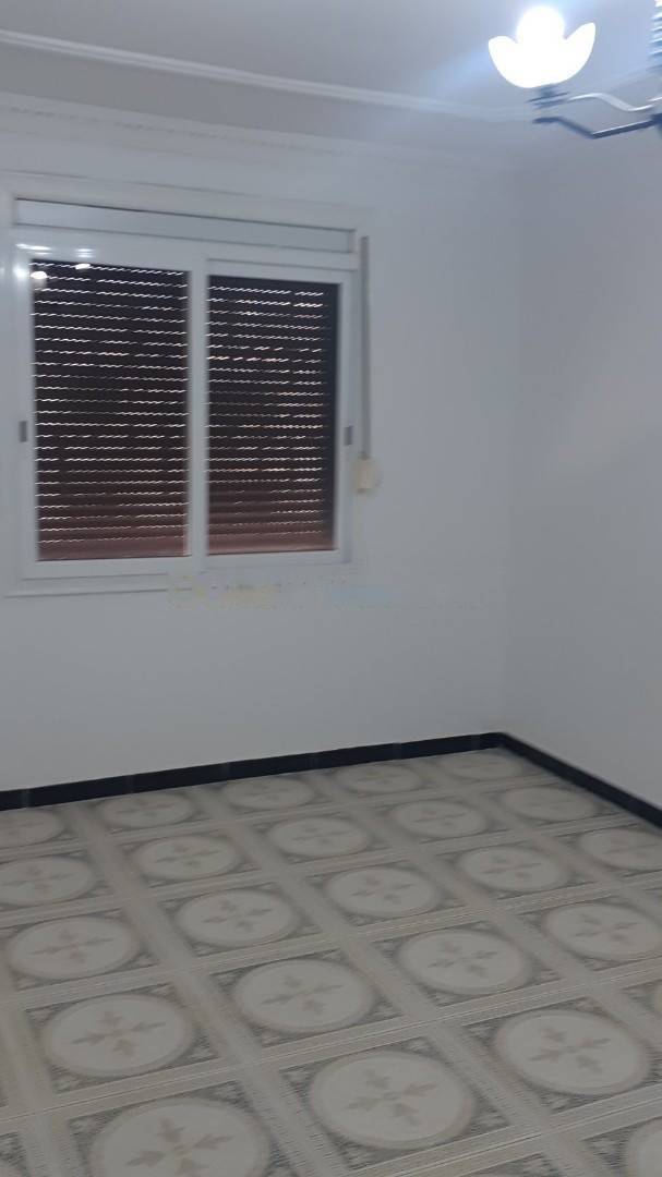 Location Appartement F4 Bir Mourad Rais