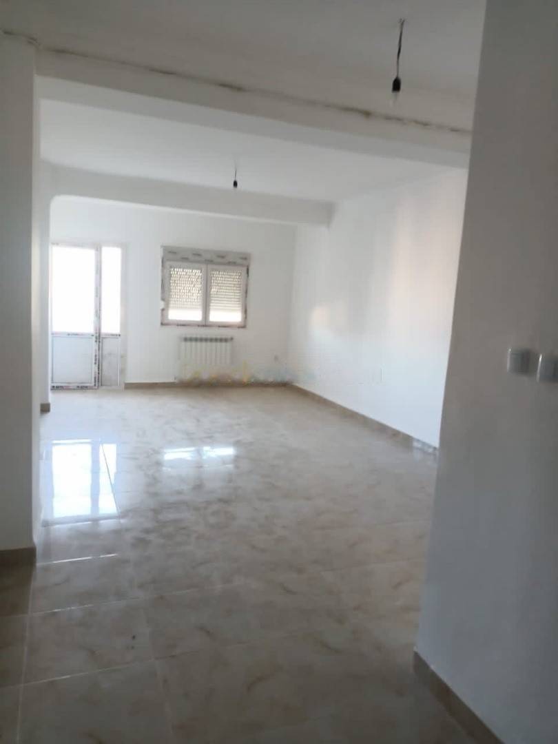 Vente Appartement F4 Souidania