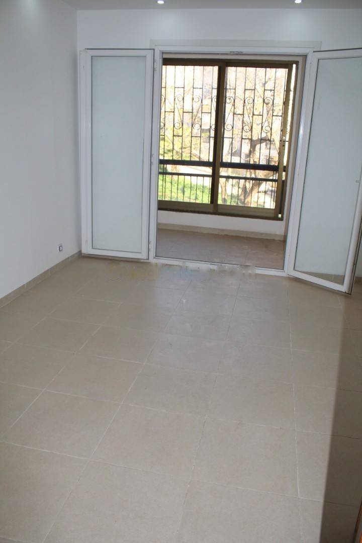 Location Appartement F3 Bir Mourad Rais