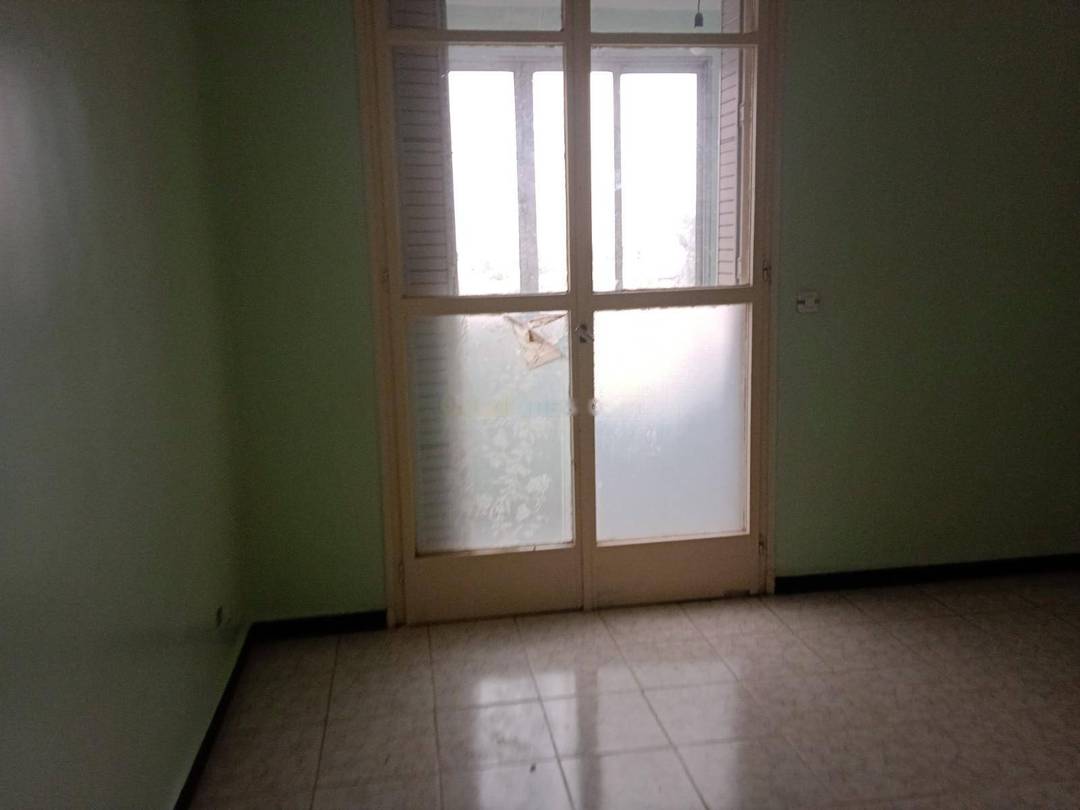 Location Appartement F3 Bab Ezzouar