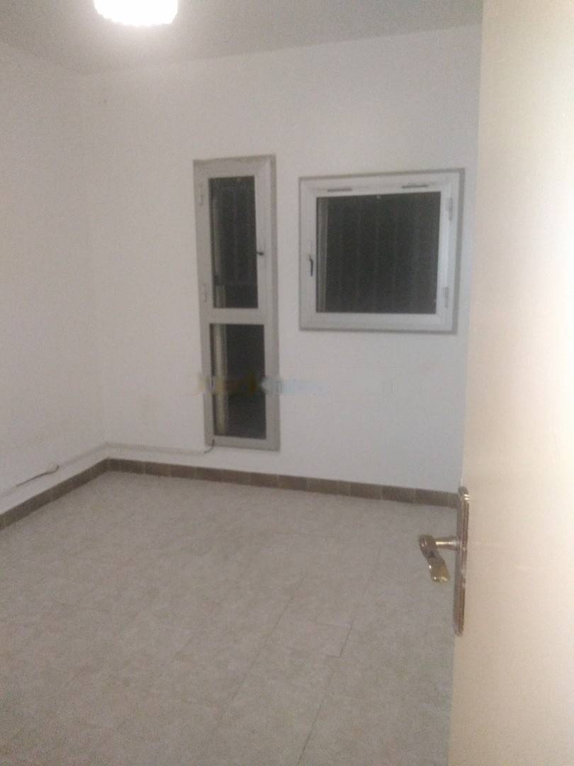 Location Appartement F4 Kouba
