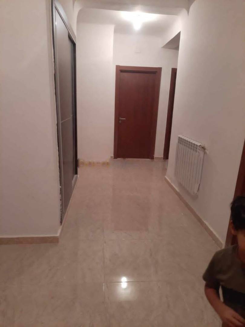 Location Appartement F4 Reghaia