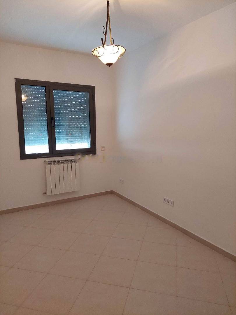 Location Appartement F3 Belouizdad