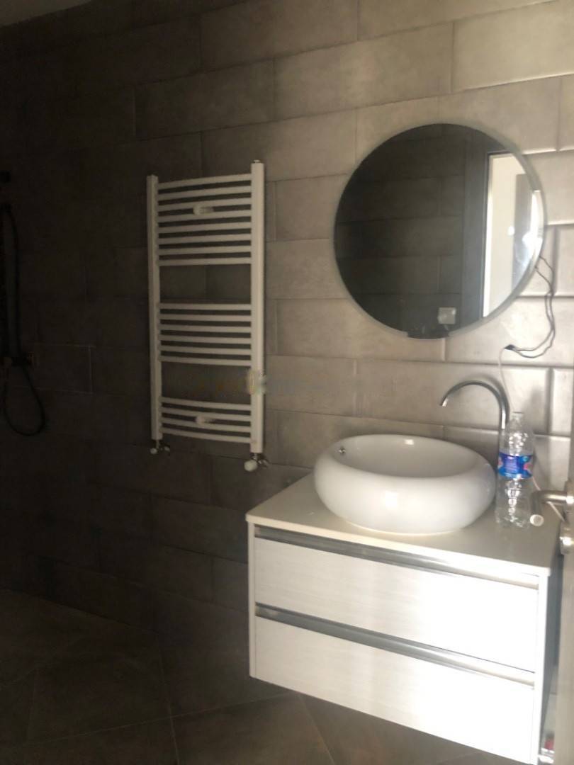 Location Appartement F4 Birkhadem