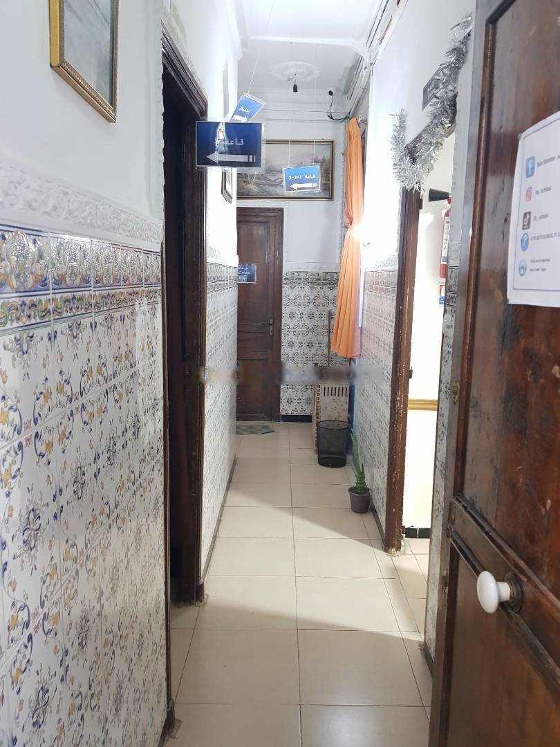 Location Appartement F05 Bab El Oued